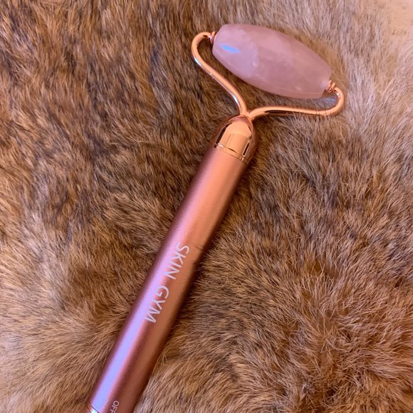 NIB Skin Gym Rose Quartz Vibrating Lift & Contour Beauty Roller - Picture 5 of 6